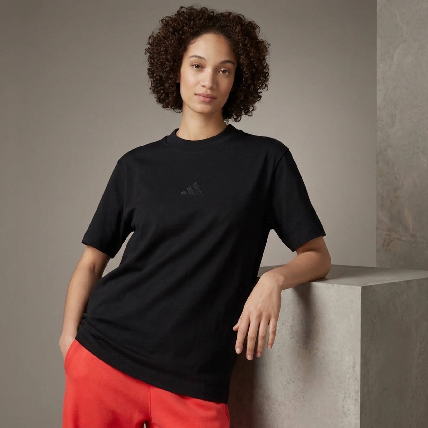 Футболка жіноча ALL SZN Loose Sportswear IX3808