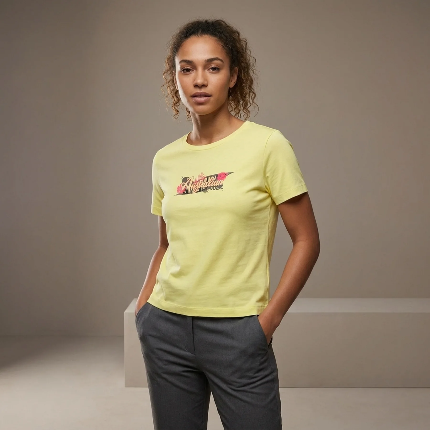 Футболка жіноча Australian Logo Flowers Tee Jersey V Yellow (LSDTS0027-074)