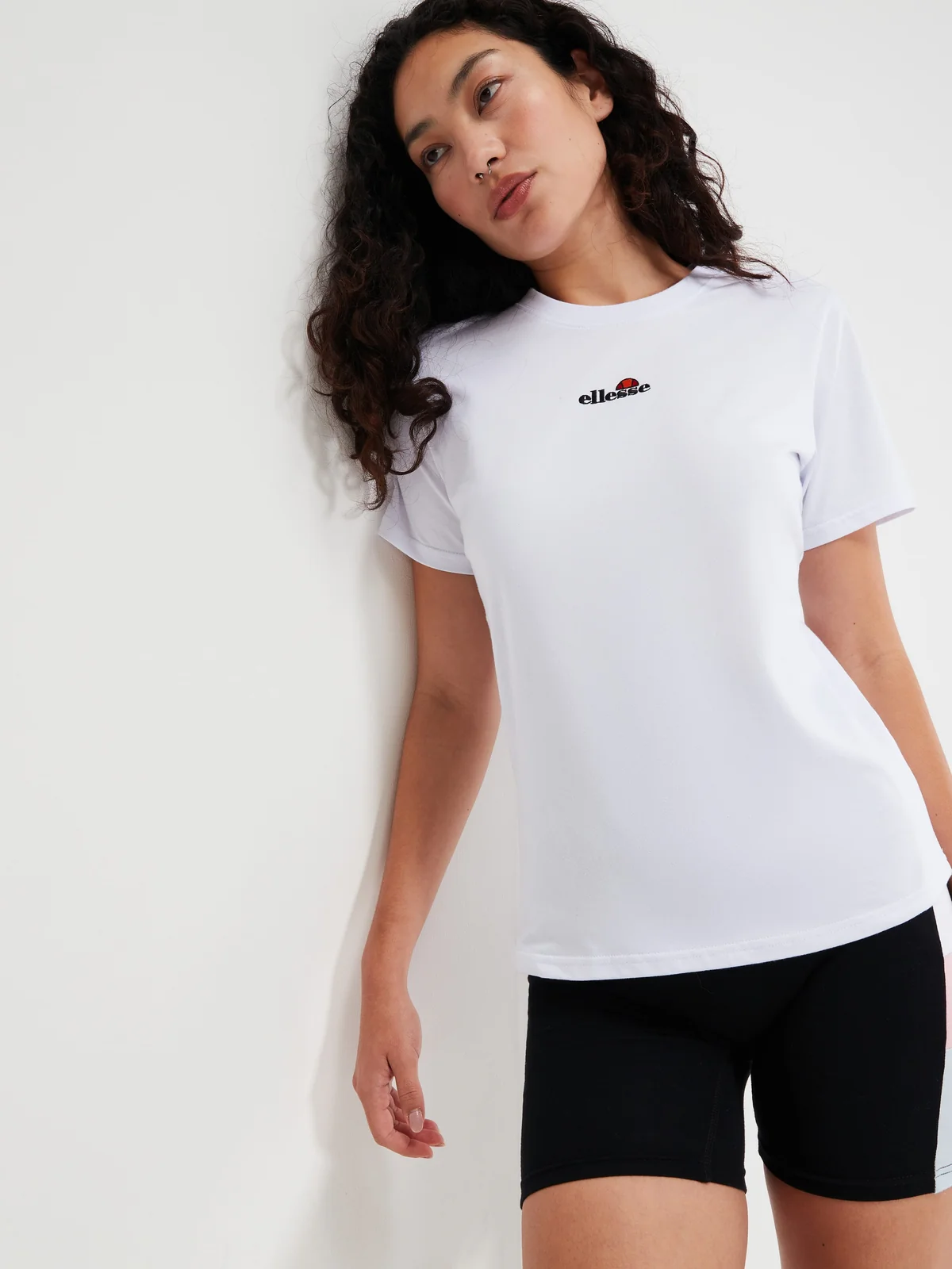 Футболка жіноча Ellesse Juentos T-Shirt (SGV19977-908)