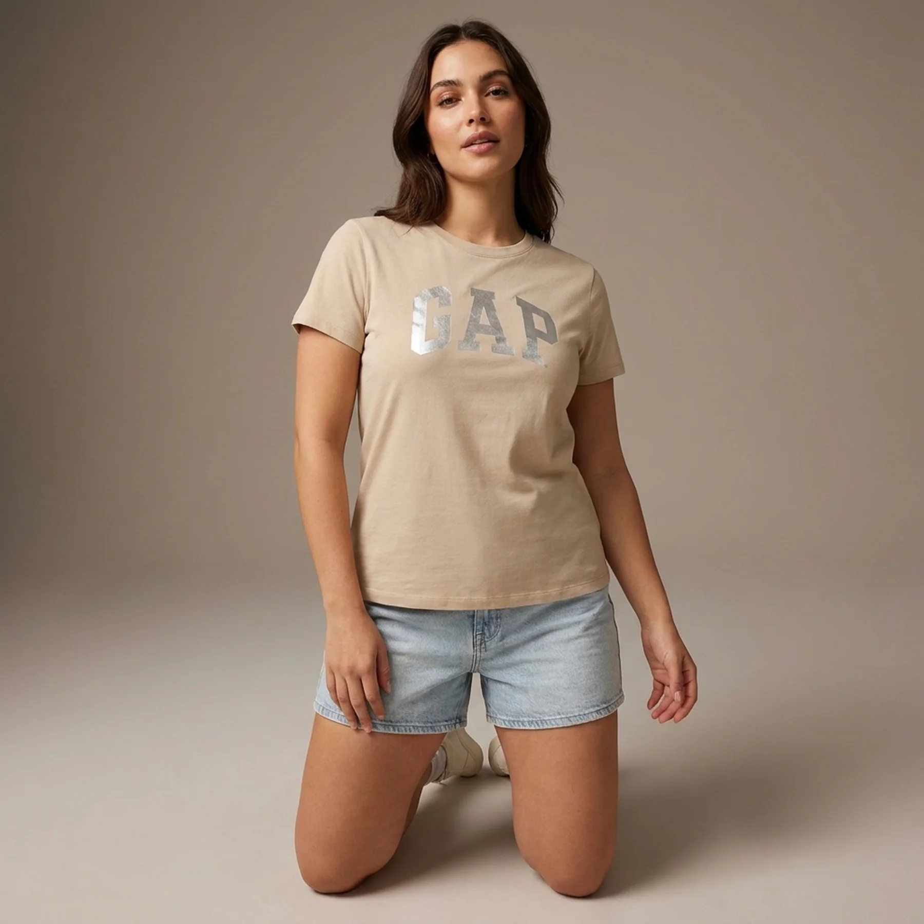 Футболка жіноча Gap Ss Clsc Tee Beige (268820-75)