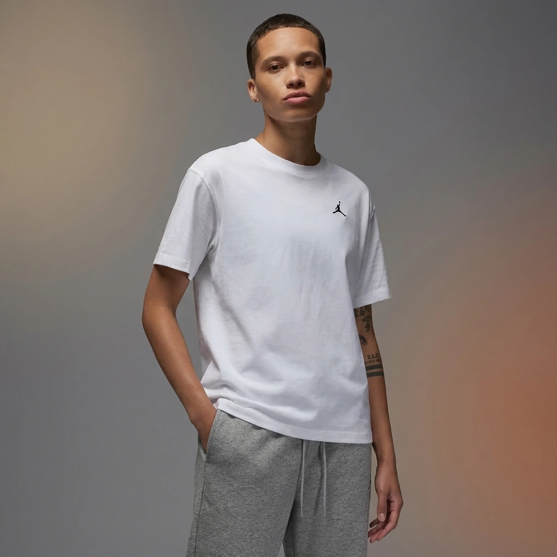 Футболка жіноча Jordan Essentials (FN4500-101)