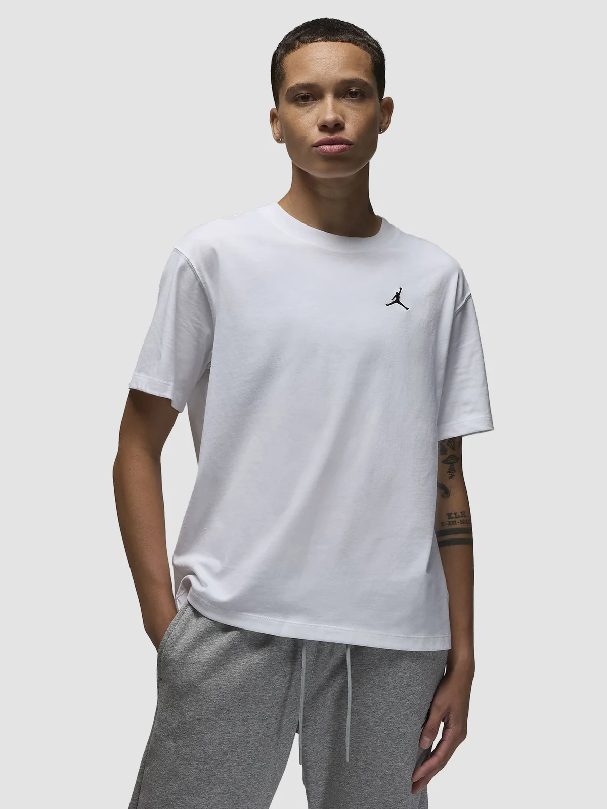 Футболка жіноча Jordan Essentials (FN4500-101)