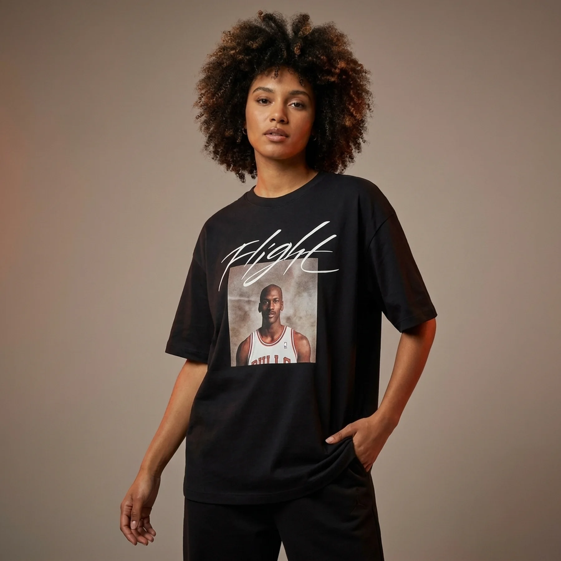 Футболка жіноча Jordan Essentials Os 2 Graphic Oversized Short-Sleeve (FN5708-010)