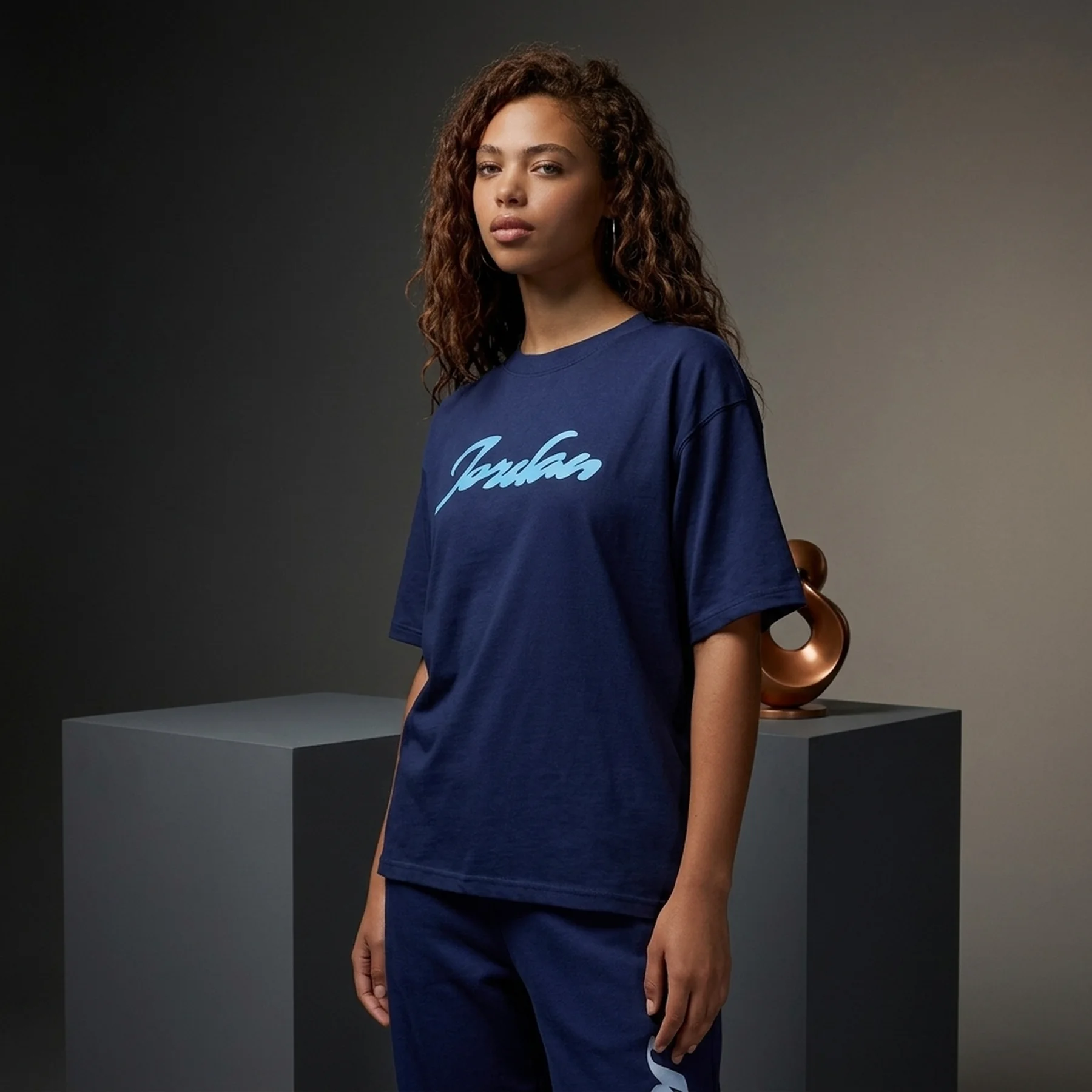Футболка жіноча Jordan Graphic T-Shirt (FV7200-410)