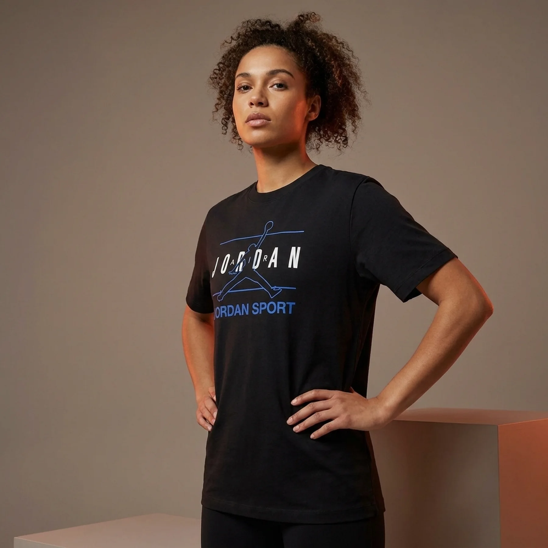 Футболка жіноча Jordan Sport Women's Graphic T-Shirt (FD7379-010)