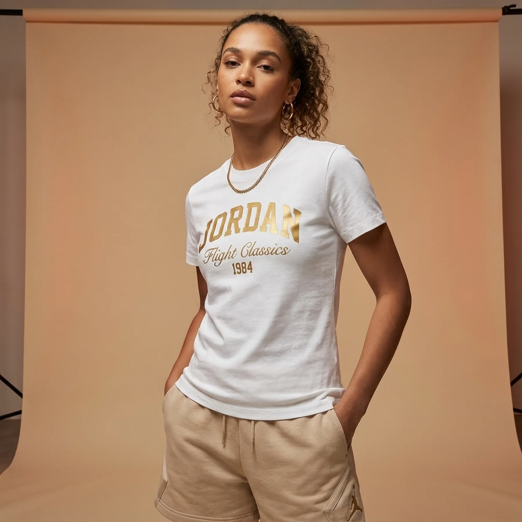 Футболка жіноча Jordan W Ss Gfx Slim Tee (FN5723-100)