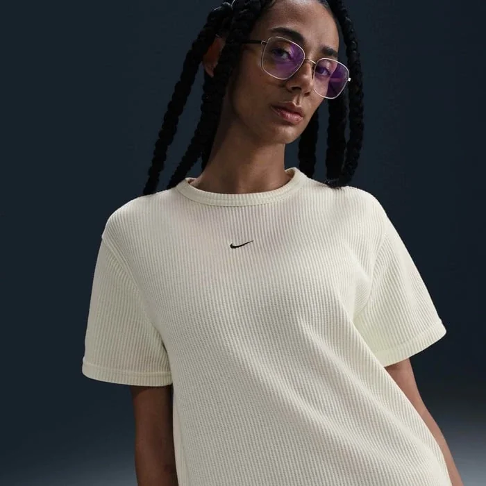 Футболка W NSW NK CHLL WFL SS TOP HJ3838-134 Nike S Бежевий