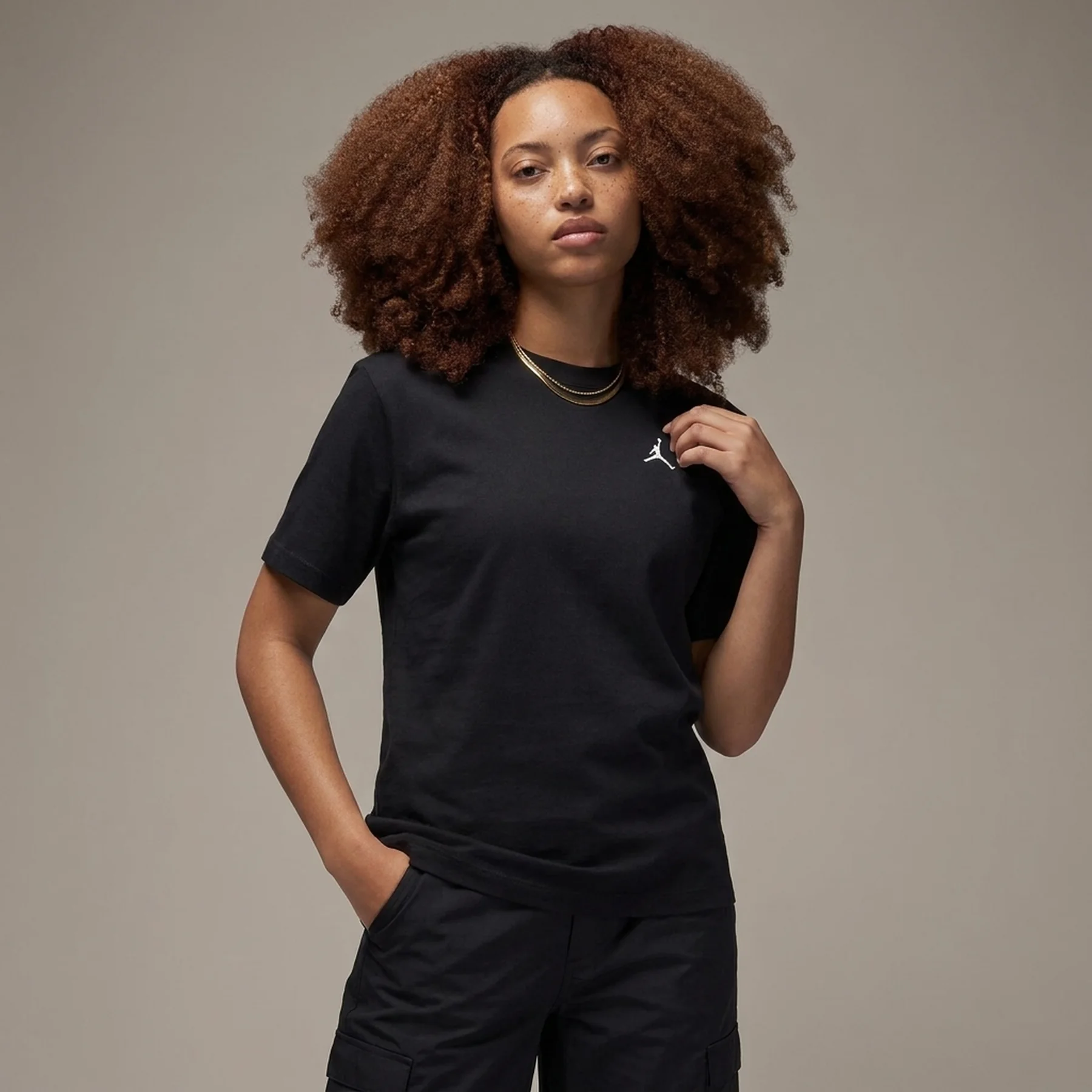 Футболка жіноча Nike Essentials Black (FN4500-357)