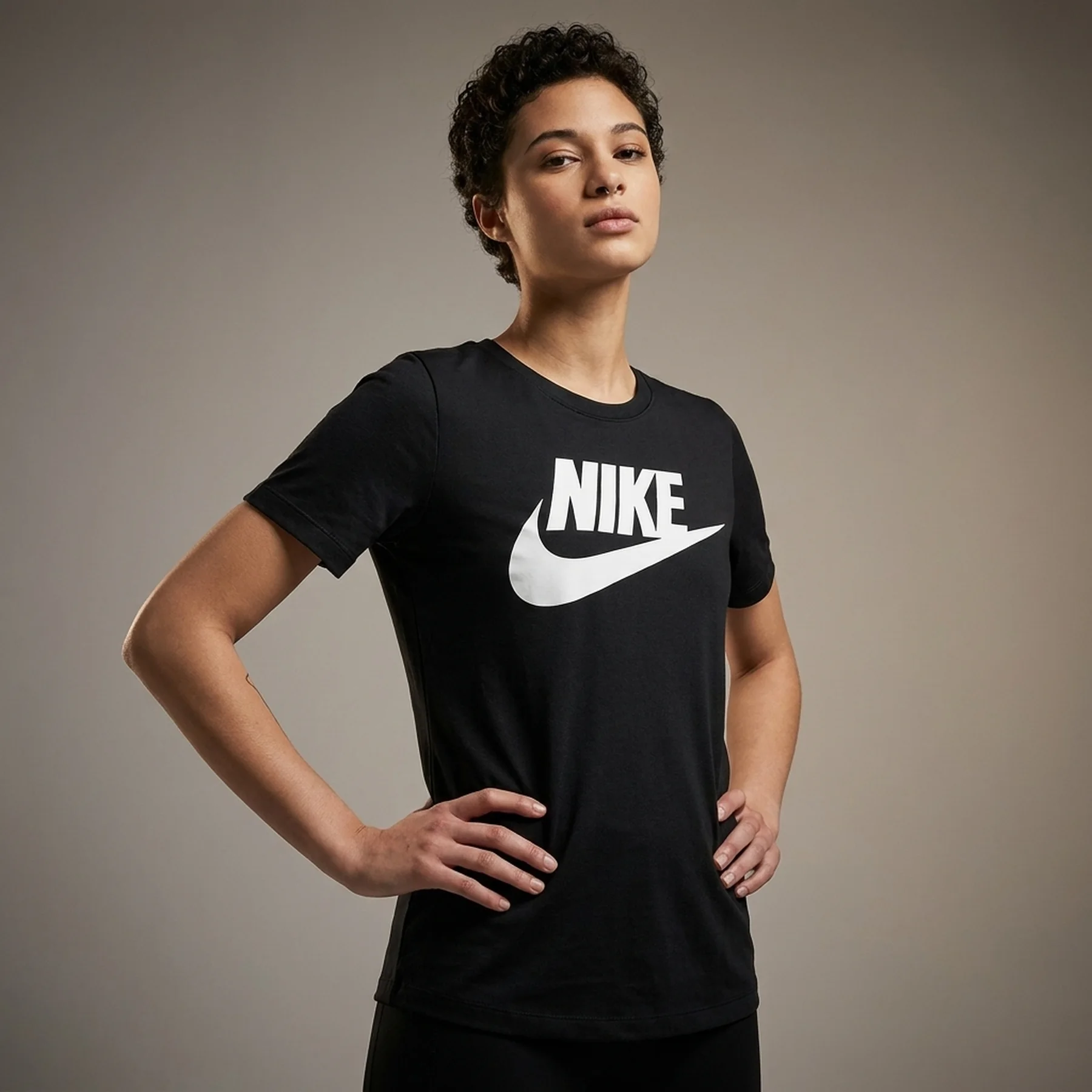 Футболка жіноча Nike Dry (AT5464-010)