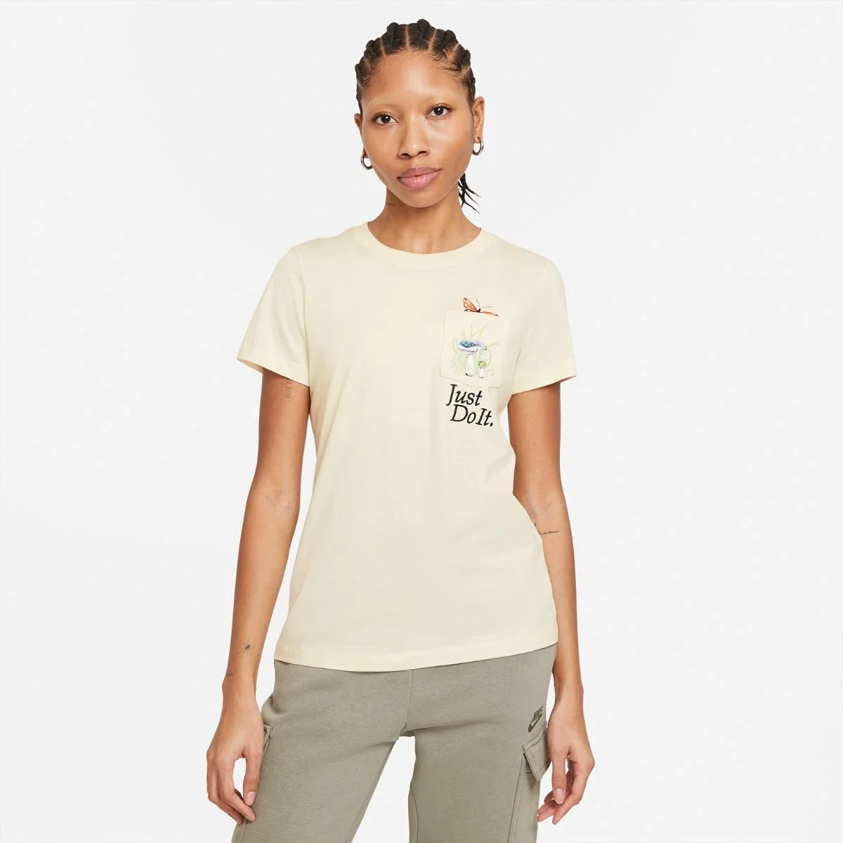 Футболка жіноча Nike Nature Pocket Tee (DD1462-113)