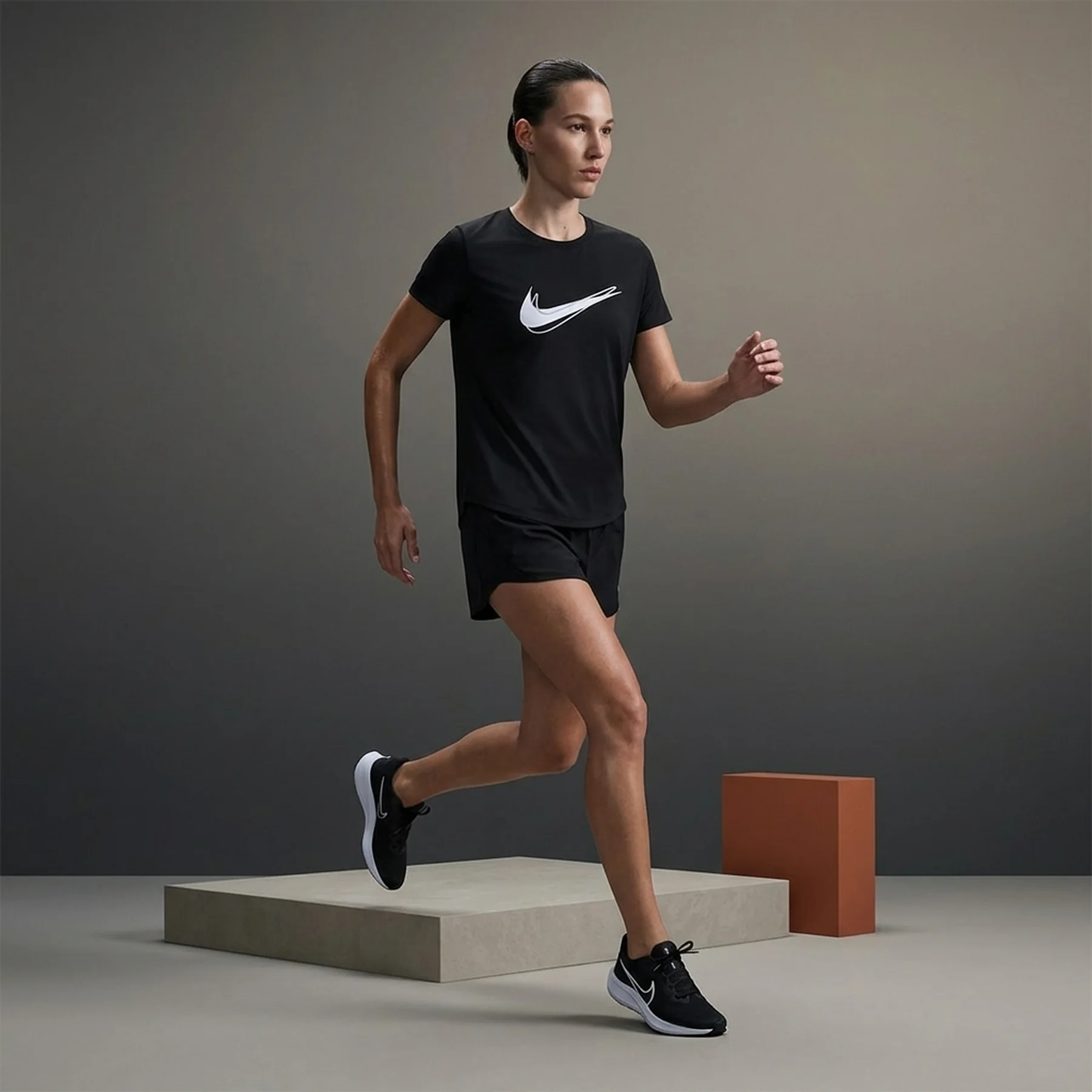 Футболка жіноча Nike One Swoosh Dri-Fit Short-Sleeve Running Top (HJ2204-010)