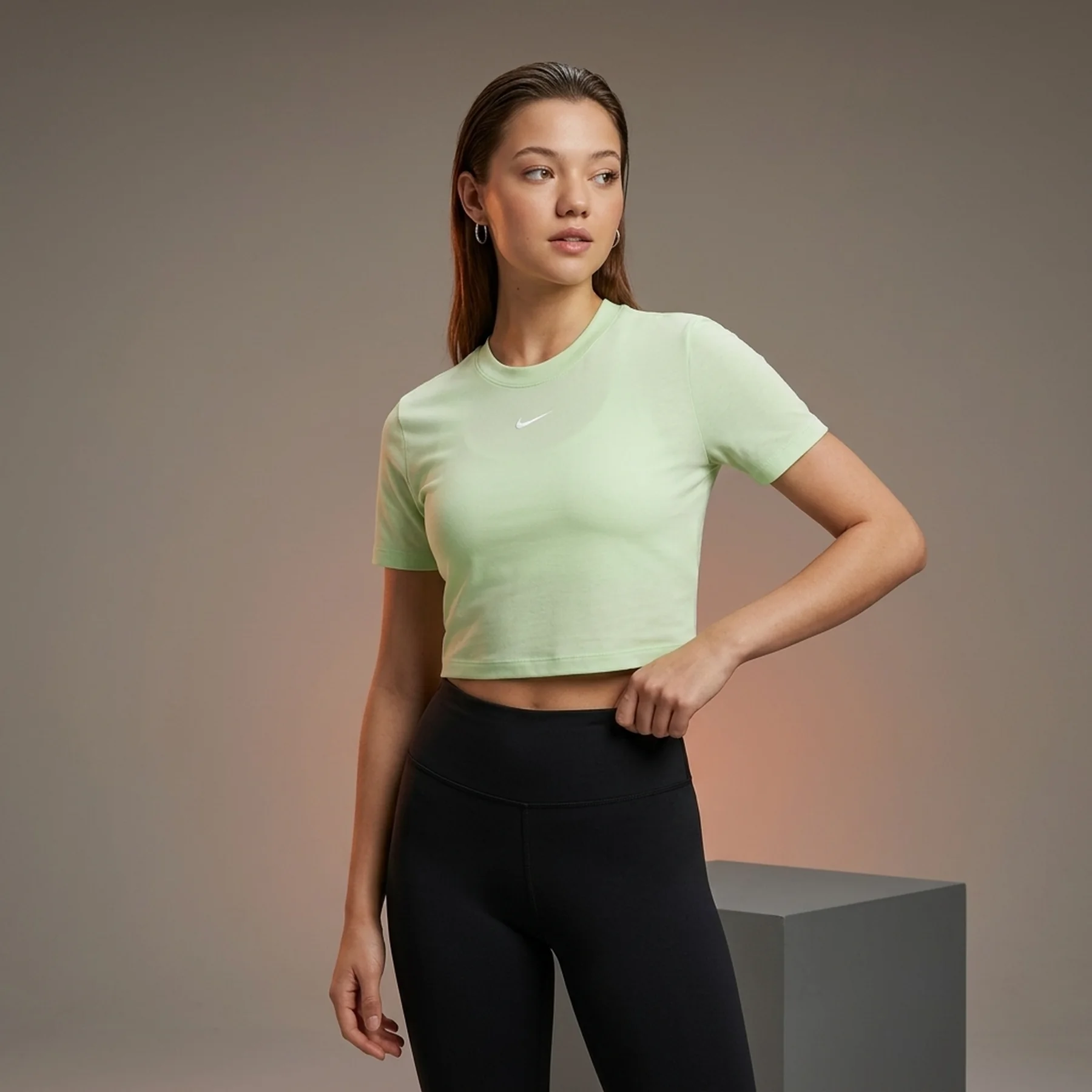 Футболка жіноча Nike Sportswear Essential (FB2873-376)
