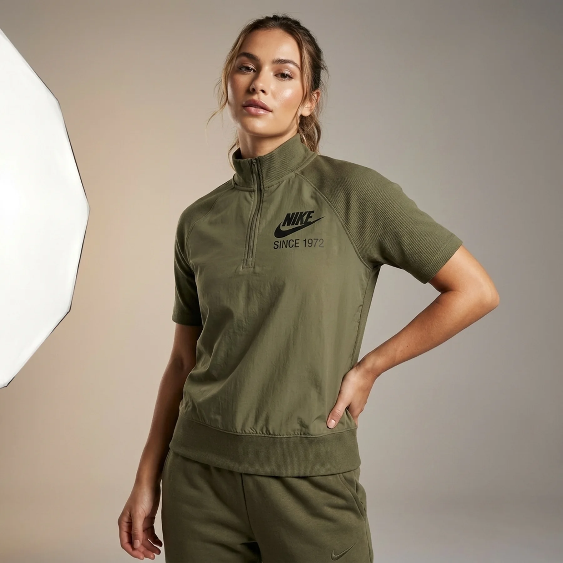 Футболка жіноча Nike Sportswear (FJ5253-276)