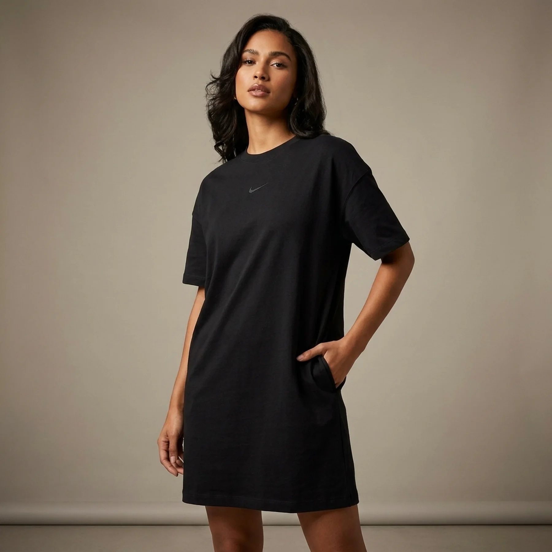 Футболка жіноча Nike Sportswear Logo Women Dress (DM4664-010)