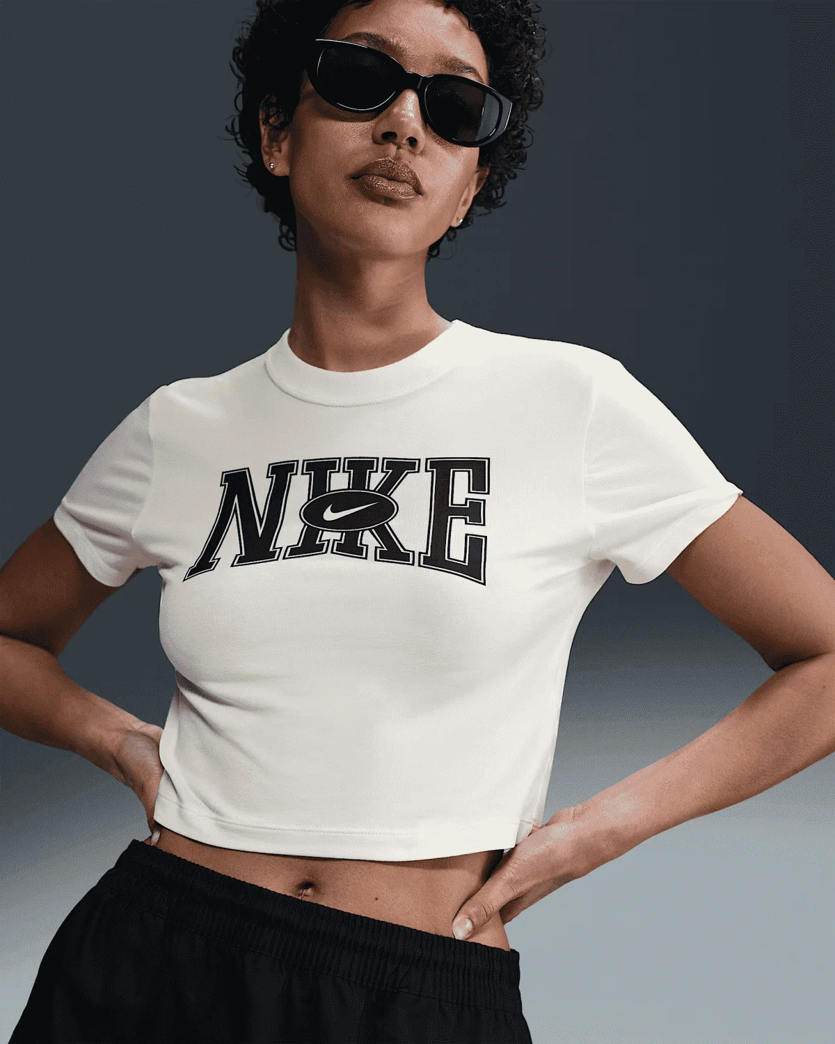 Футболка жіноча Nike Sportswear Slim Cropped T-Shirt Beige (HQ1709-133)