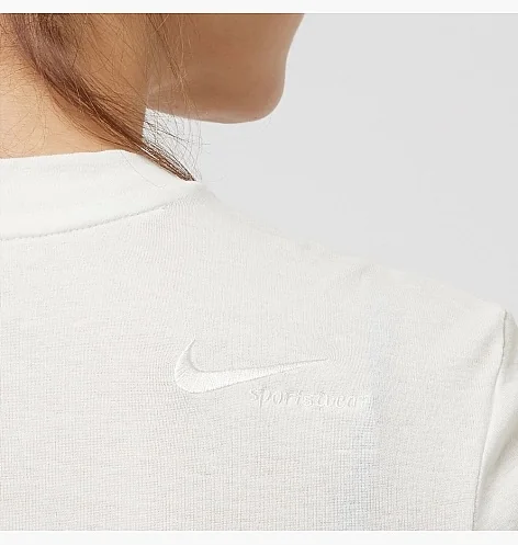 Футболка жіноча Nike Sportswear Twisted (DV8216-133)