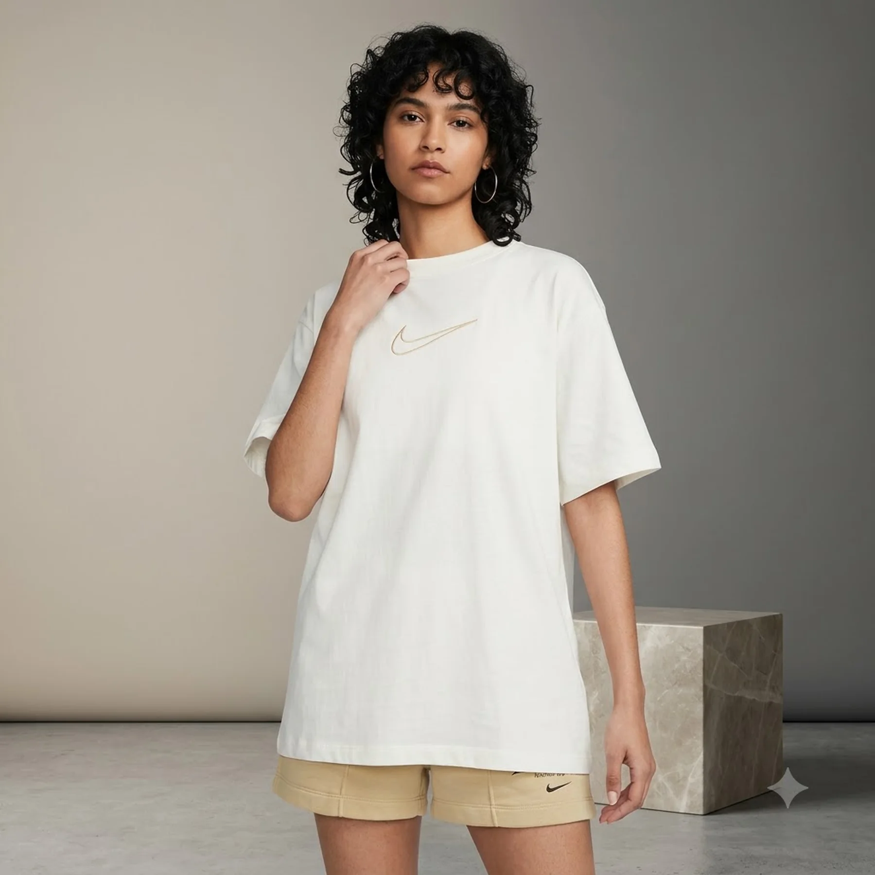 Футболка жіноча Nike T-Shirt (DQ3305-133)