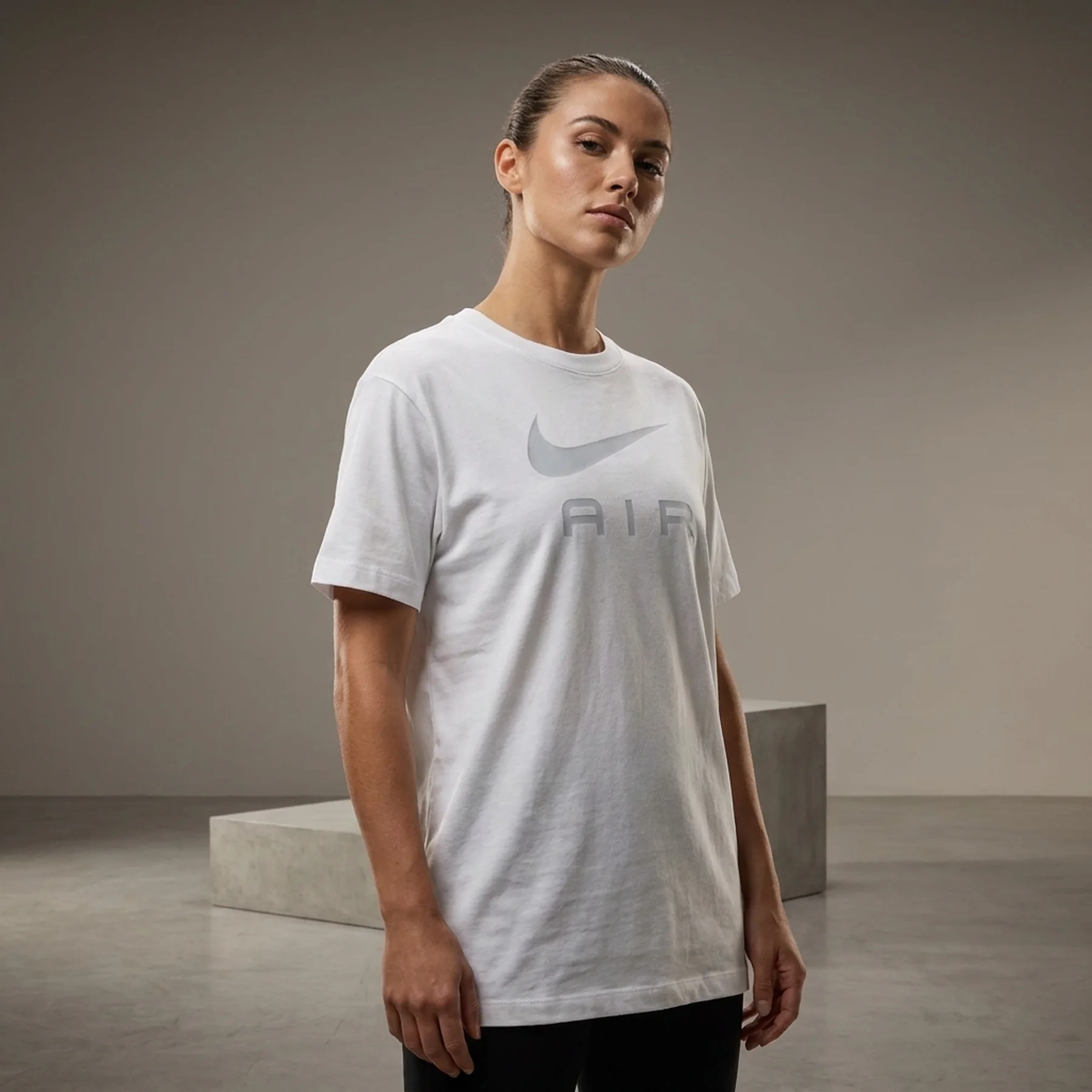 Футболка Жіноча Nike