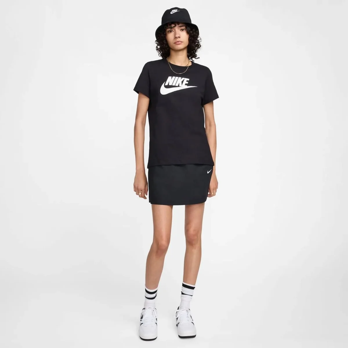 Футболка жіноча NIKE W NSW TEE ESSNTL ICON FTRA FS DV6094-010