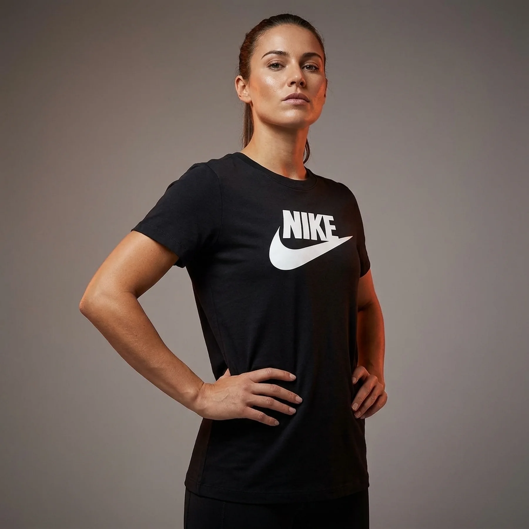 Футболка жіноча Nike W Nsw Tee Essntl Icon Futur (BV6169-010)