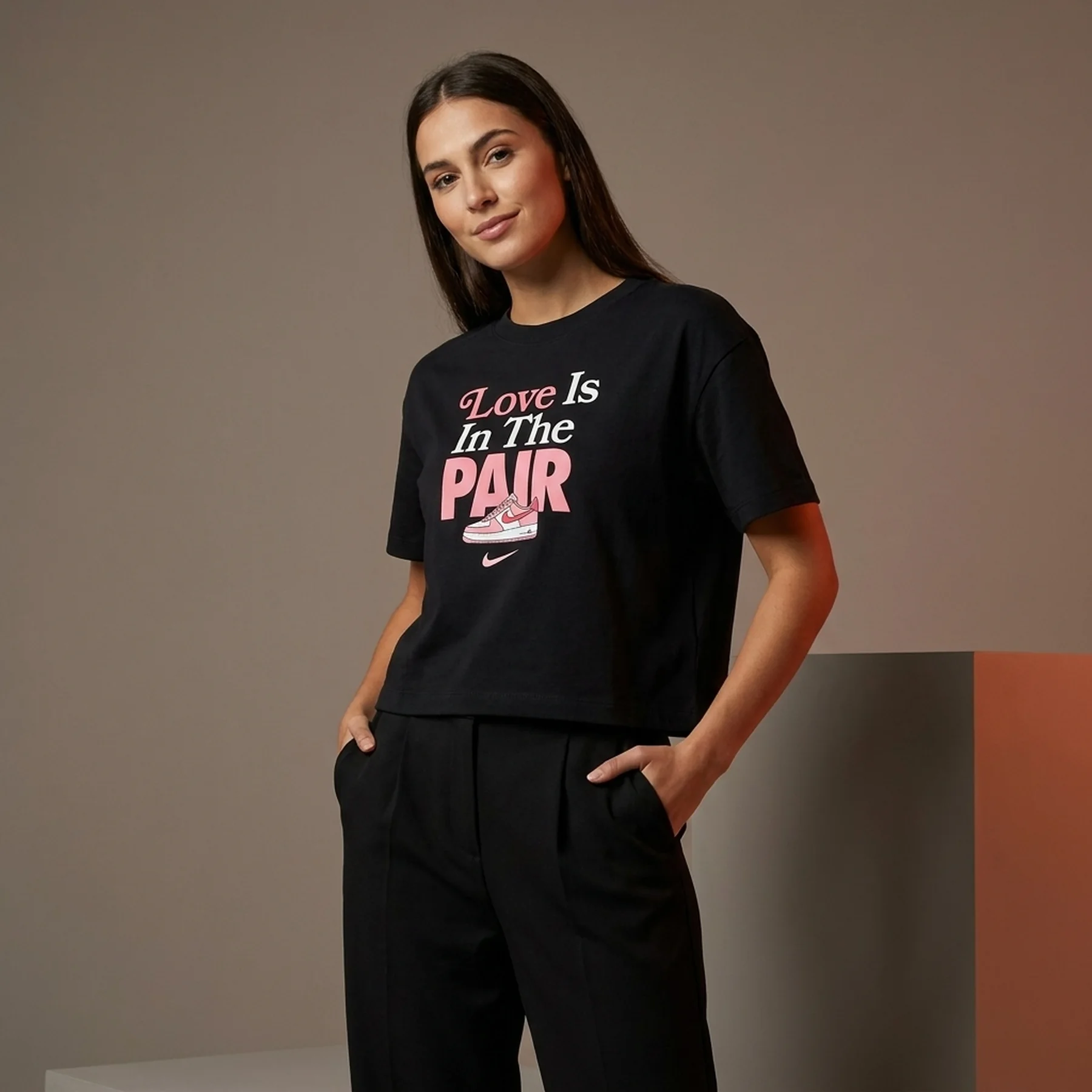 Футболка жіноча Nike W Nsw Tee Oc 1 Boxy (FQ8870-010)