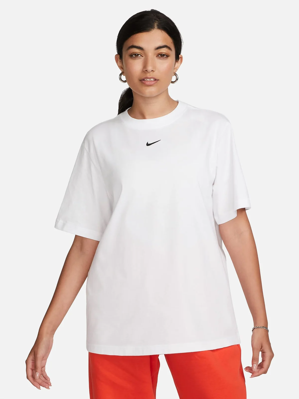 Футболка жіноча Nike W Tee Essntl Lbr (FD4149-100) — Одяг