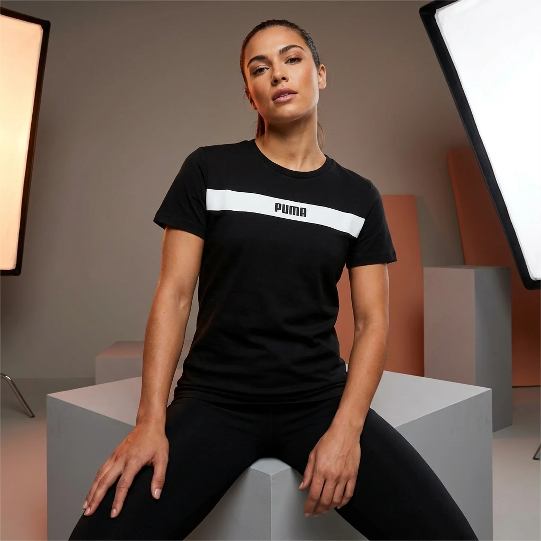 Футболка жіноча Puma Upfront Line Tee Black (678752-01)