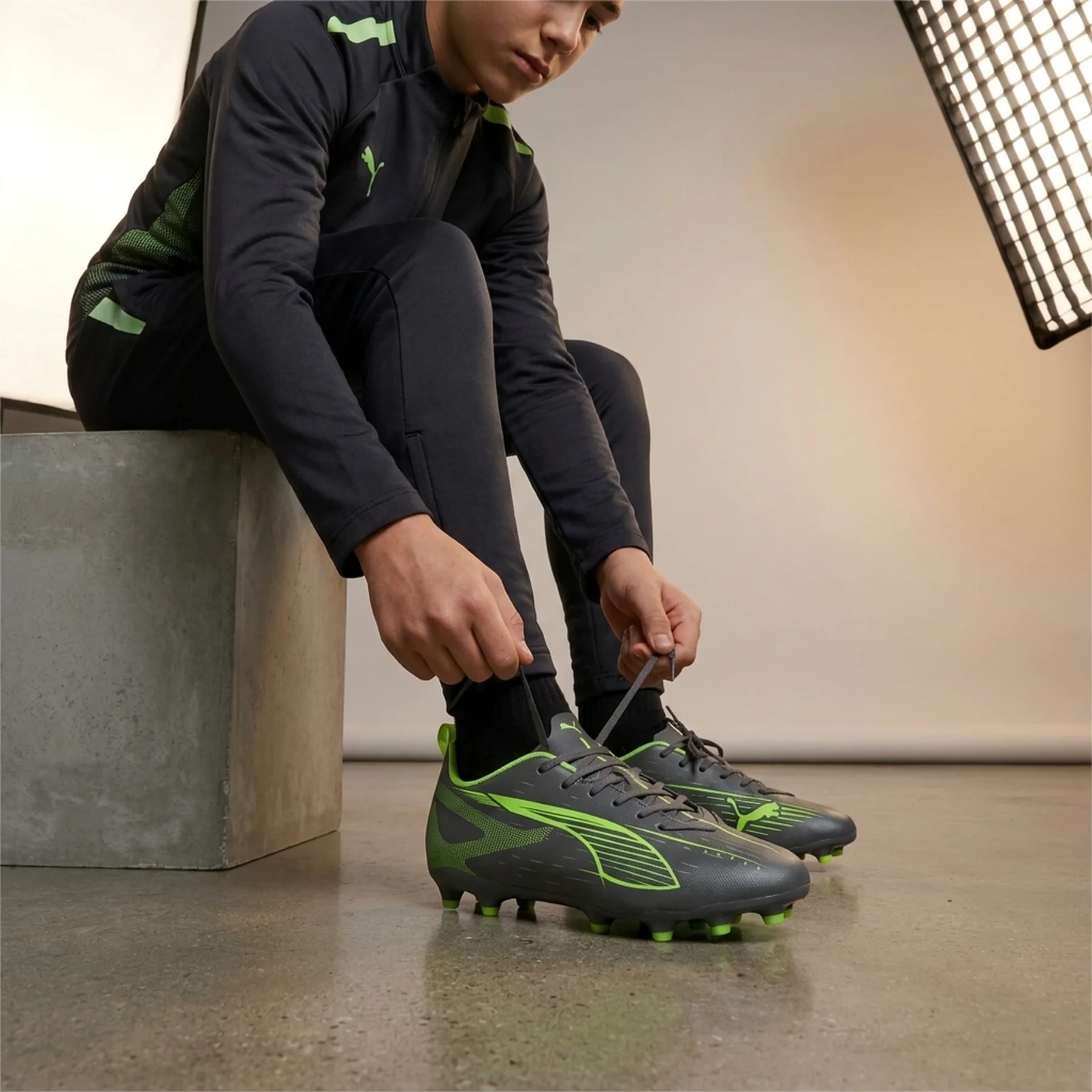Футбольні бутси PUMA Ultra Play 5 FG/AG Youth 108170_03, розмір 35.5