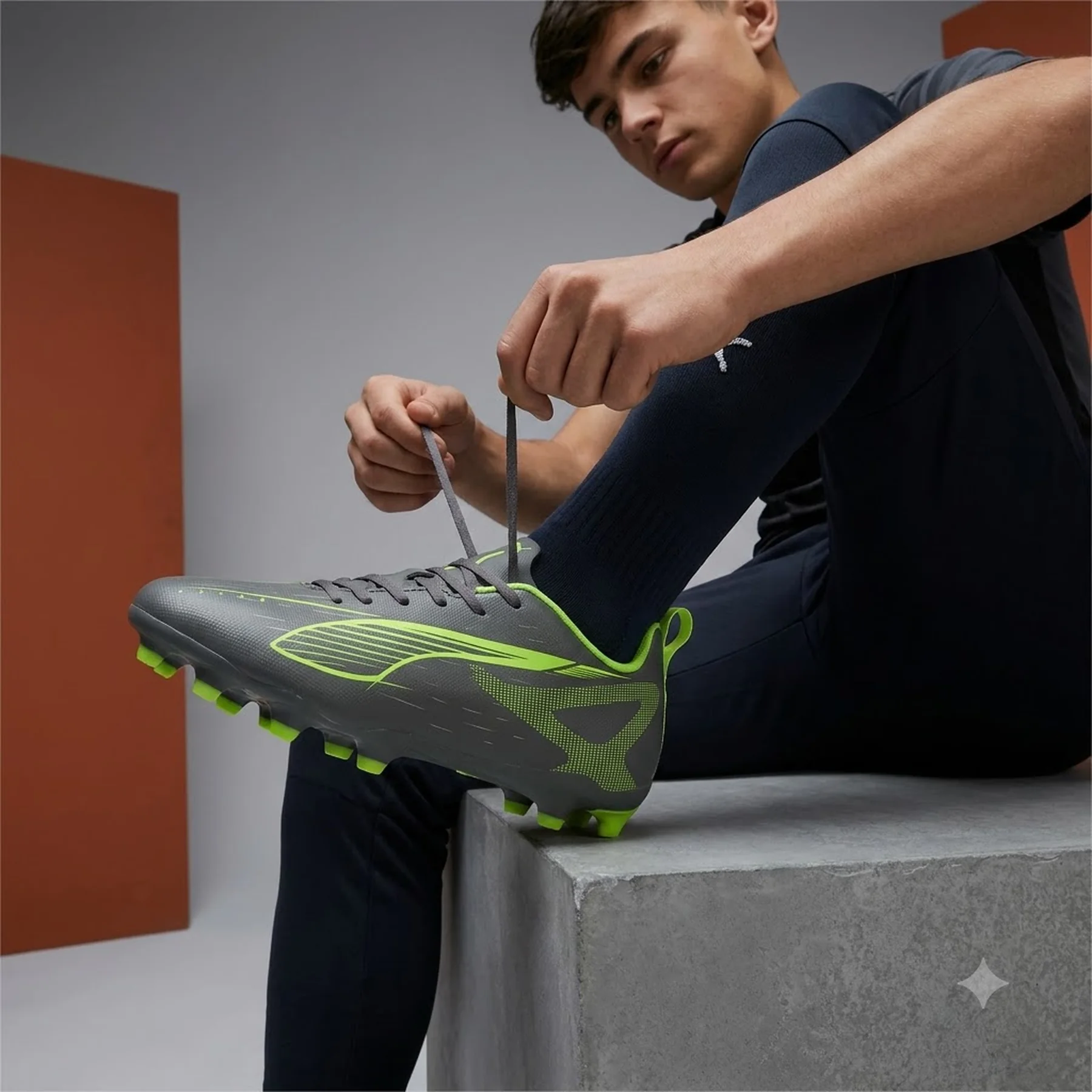 Футбольні бутси PUMA Ultra Play 5 FG/AG Youth 108170_03, розмір 38.5