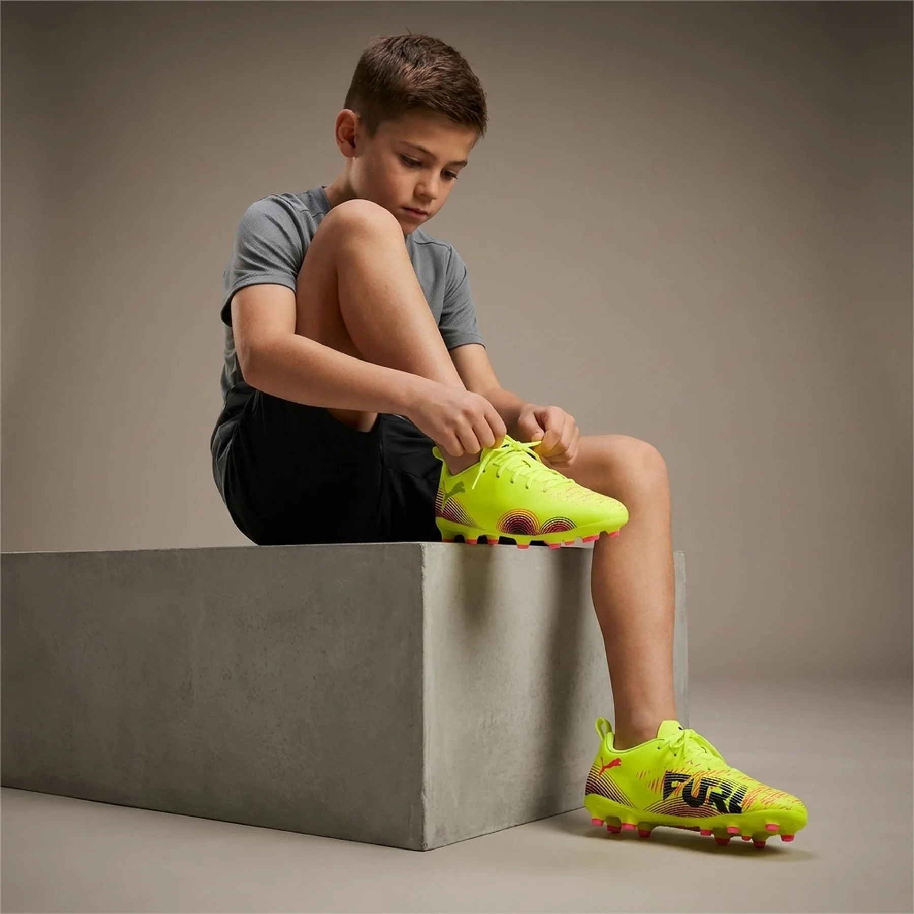 Футбольні дитячі бутси PUMA Future 8 Play FG/AG Junior 108144_03, розмір 36