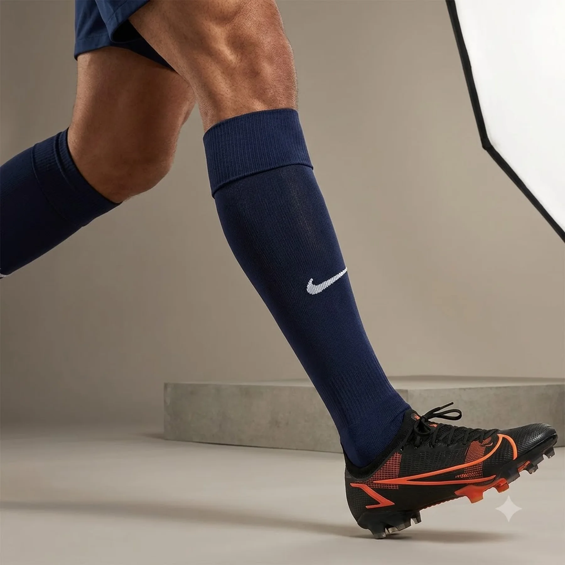 Футбольні гетри чоловічі Nike U Nk Strike Slv (DH6621-410)