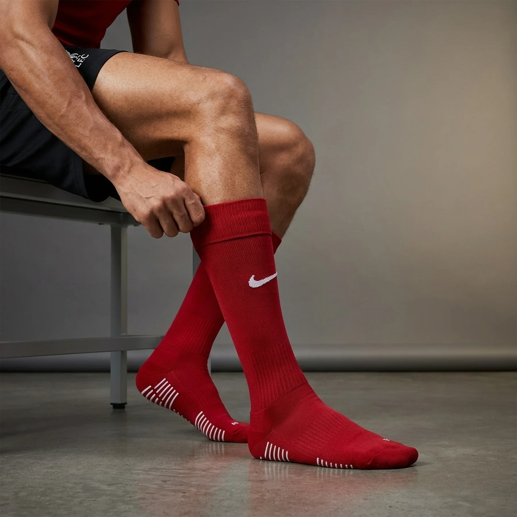Футбольні гетри унісекс Nike Lfc U Strike Kh Hm (DZ5651-687)