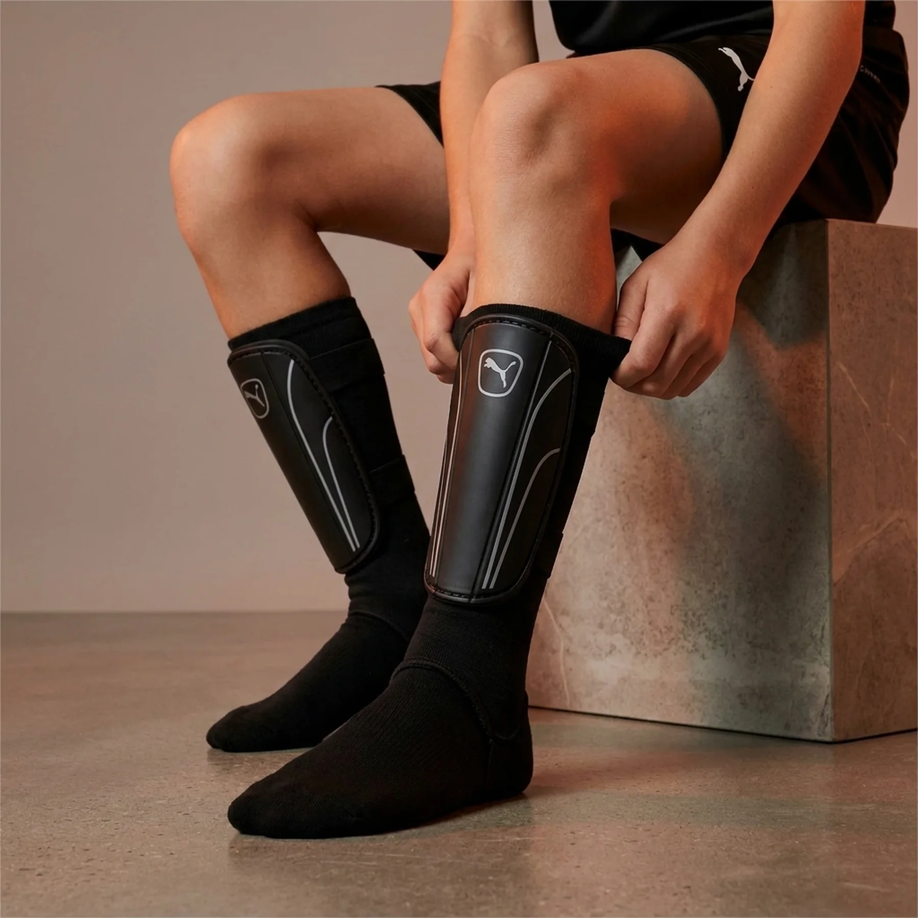 Футбольні щитки дитячі Puma King Ankle (030848-02)