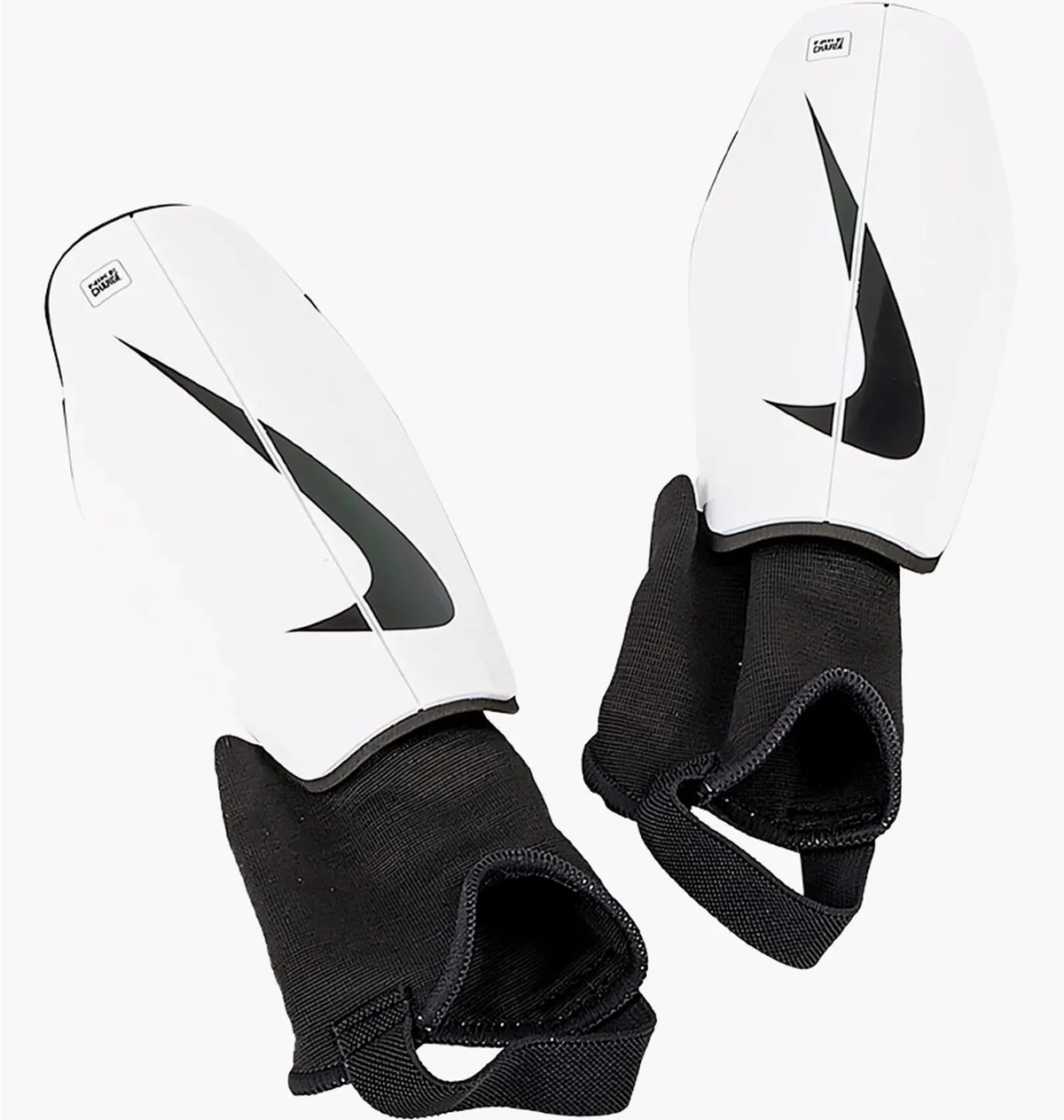 Футбольні щитки унісекс Nike Chrg Grd White/Black (DX4608-100)