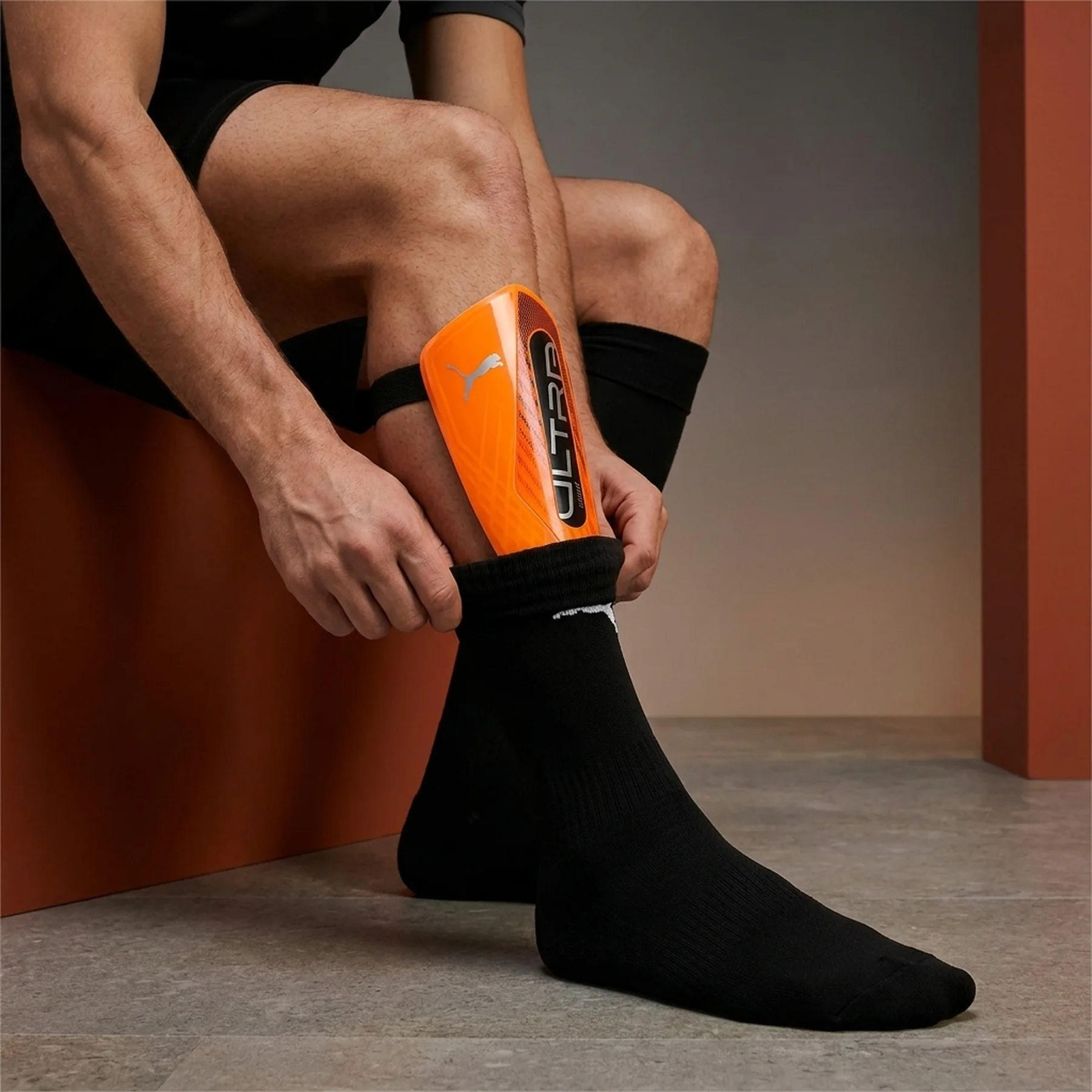 Щитки Puma ULTRA Light Sleeve