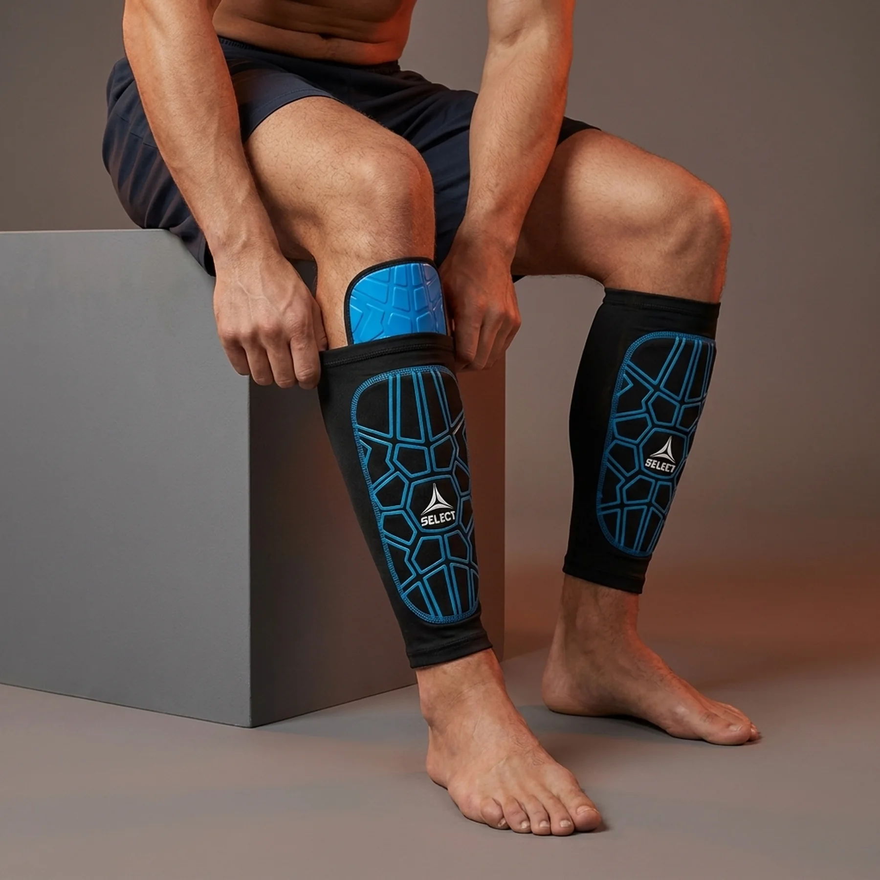 Футбольні щитки унісекс Select Shin Guard Super Safe V23 (647810-019)