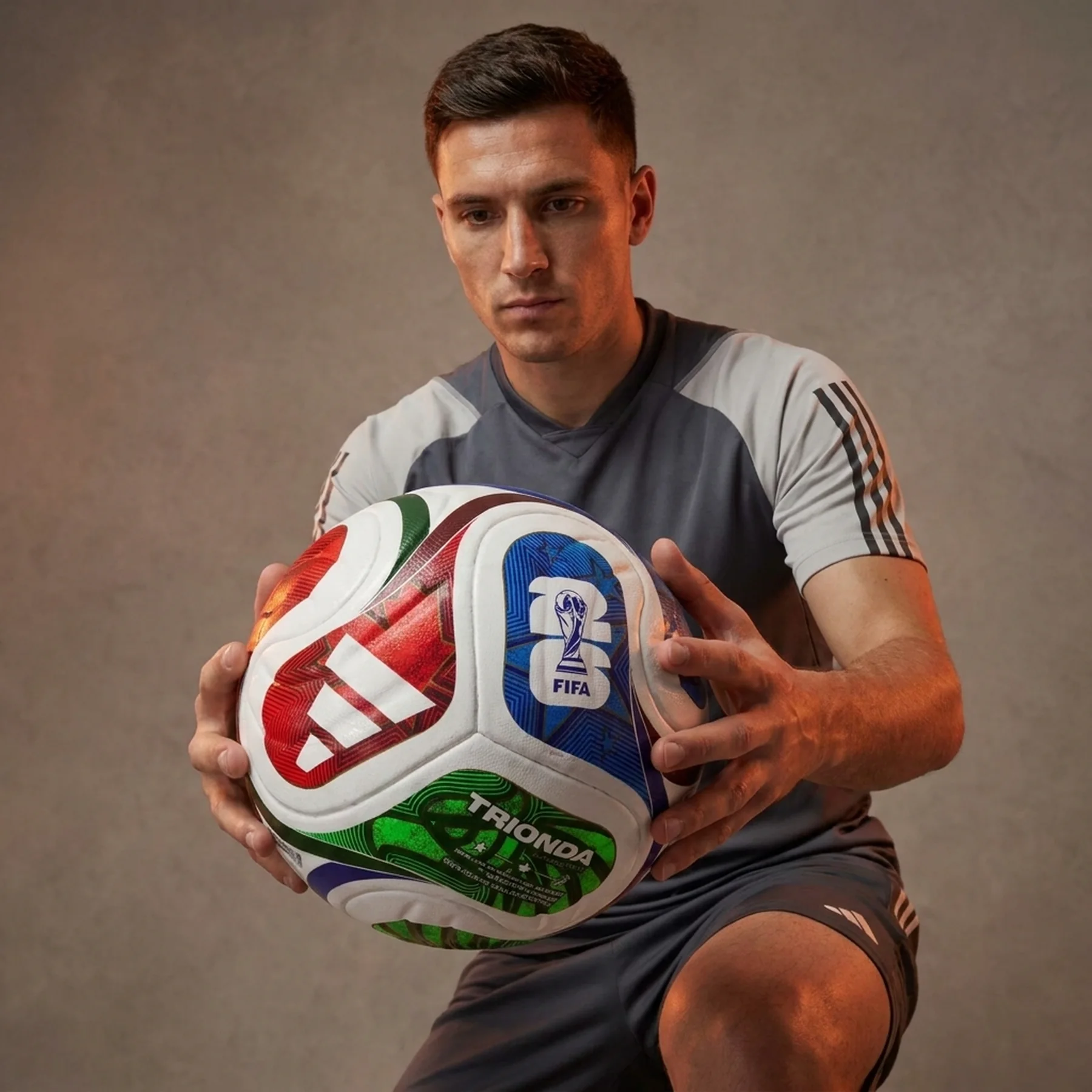 Футбольний м'яч Adidas FIFA World Cup 26™ Trionda Competition Ball (JD8031), розмір №4