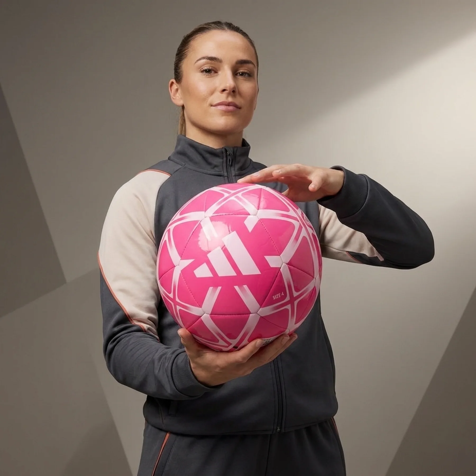 Футбольний м'яч Adidas Starlancer Club IP1647, розмір №5