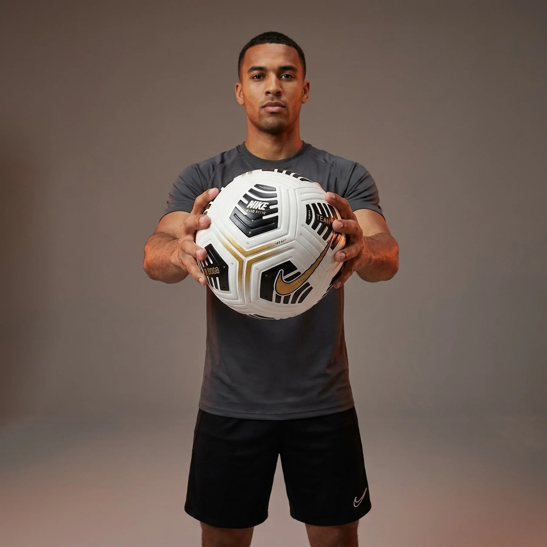Футбольний м'яч Nike Club Elite Team Ball (FZ7544-100)