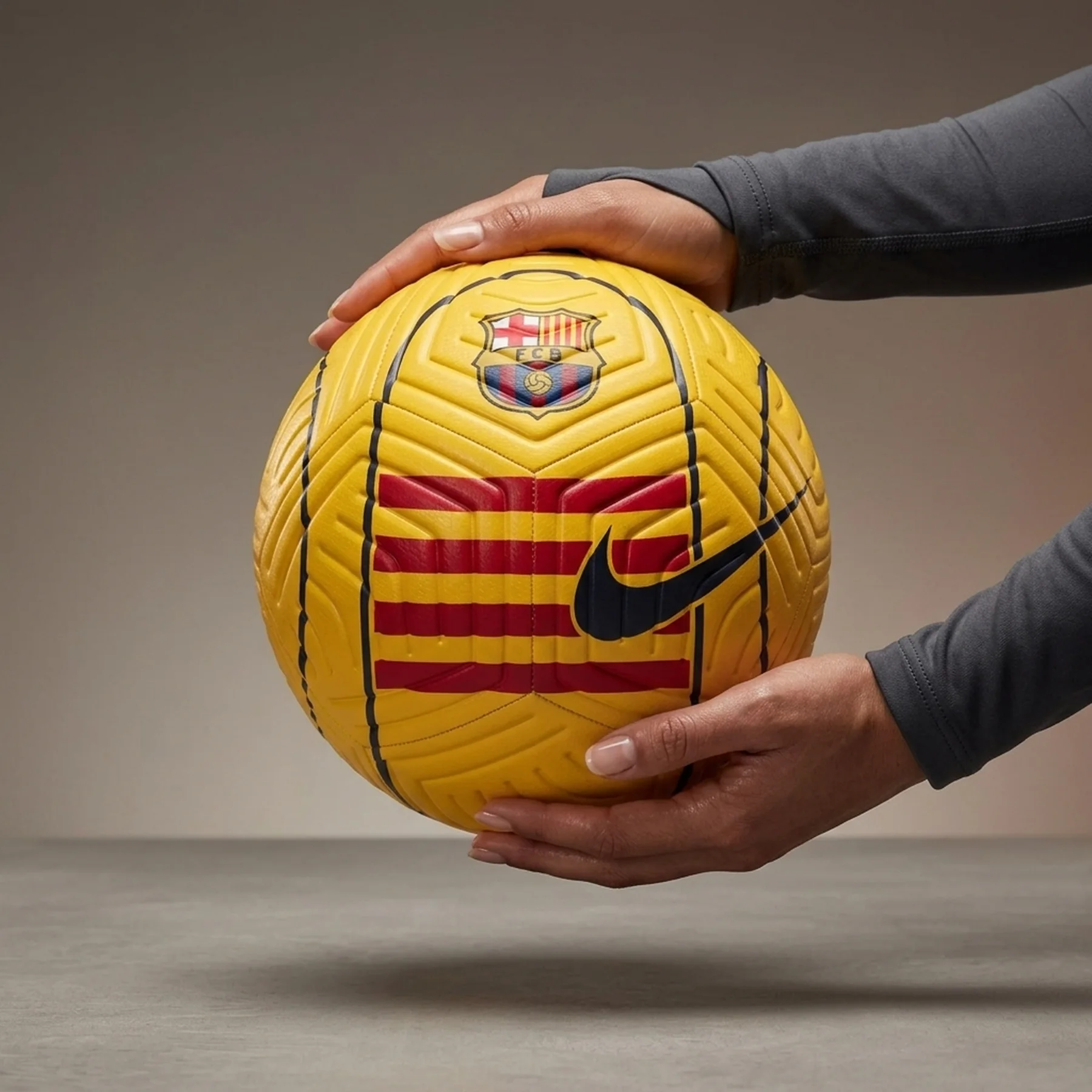 Футбольний м'яч Nike Fcb Strike Yellow (DC2419-728)