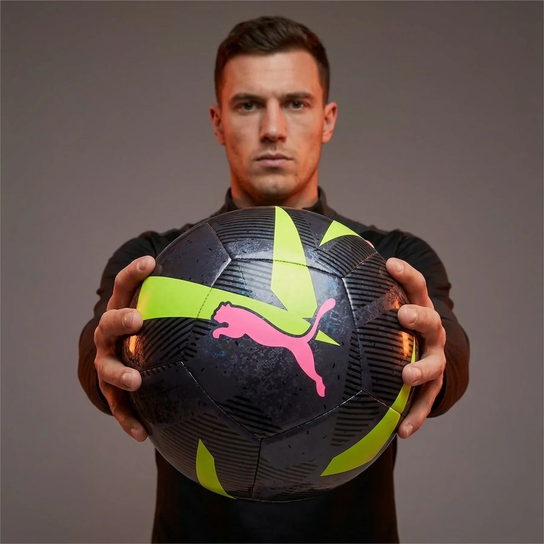 Футбольний м'яч Puma Cage Ball (084586-02)