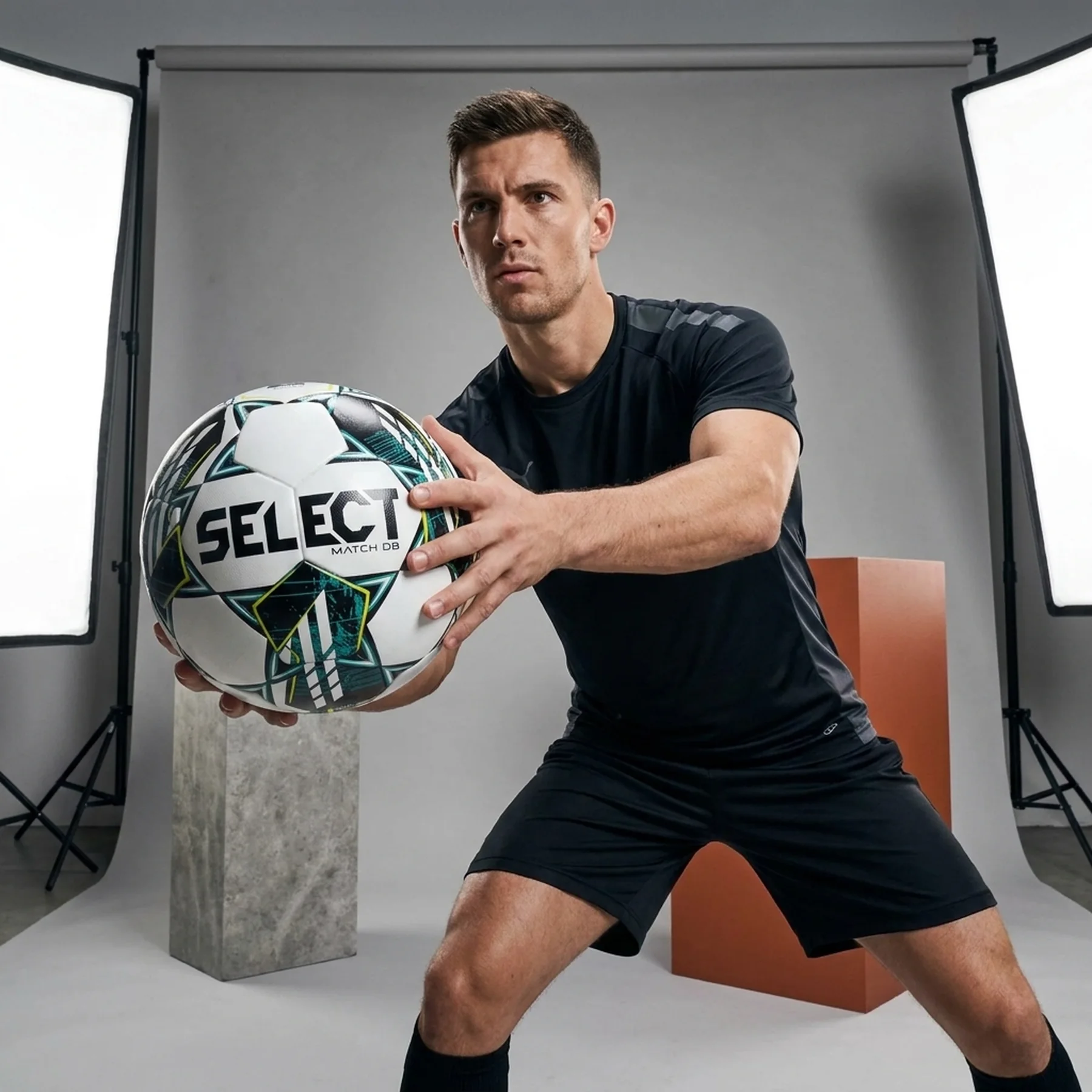Футбольний м'яч Select Match Db Fifa V23 (057536-338)