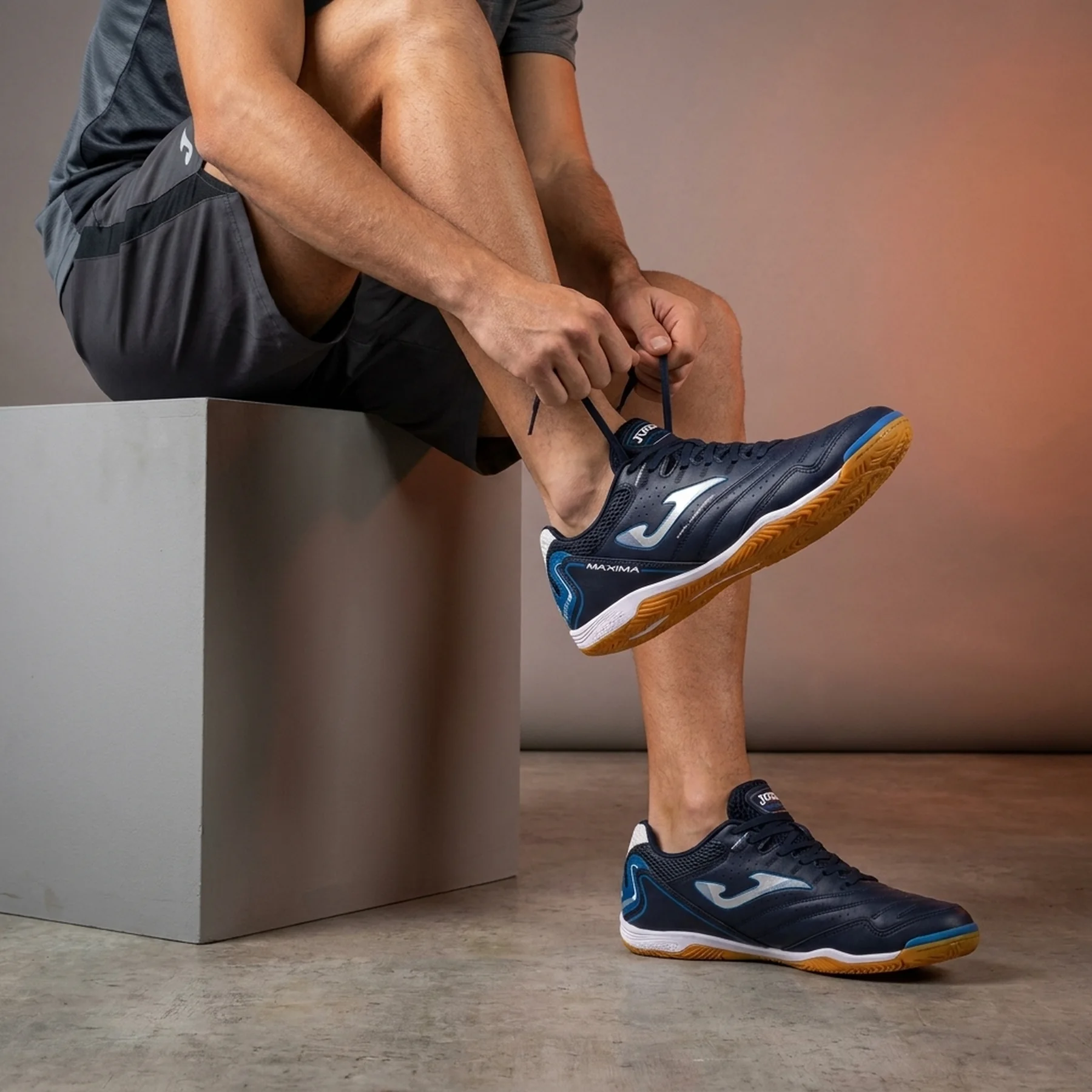 Футзалки чоловічі Joma Maxima 2303 Indoor M Black (MAXS2303IN)