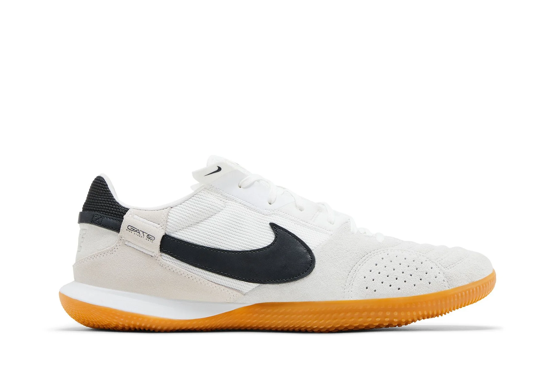 Футзалки чоловічі Nike Streetgato (HV5759-100) — Спортивні аксесуари