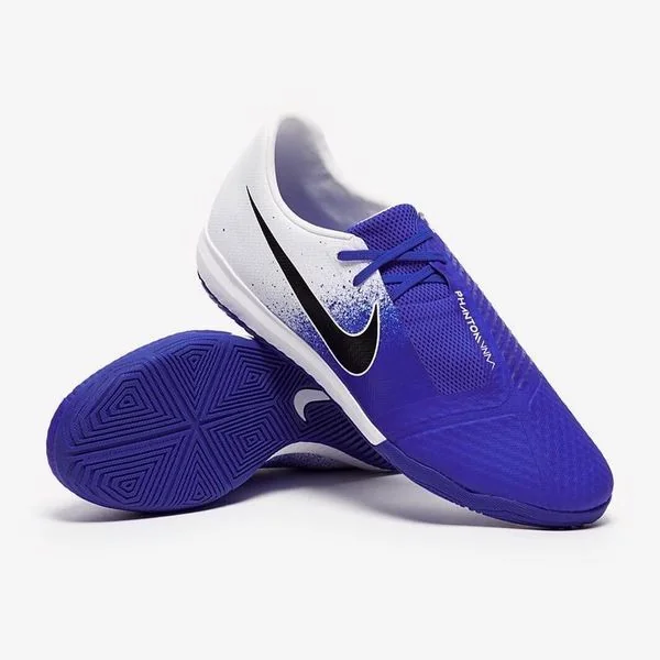 Футзалки унісекс Nike Phantom Venom Academy Ic (AO0570-104)