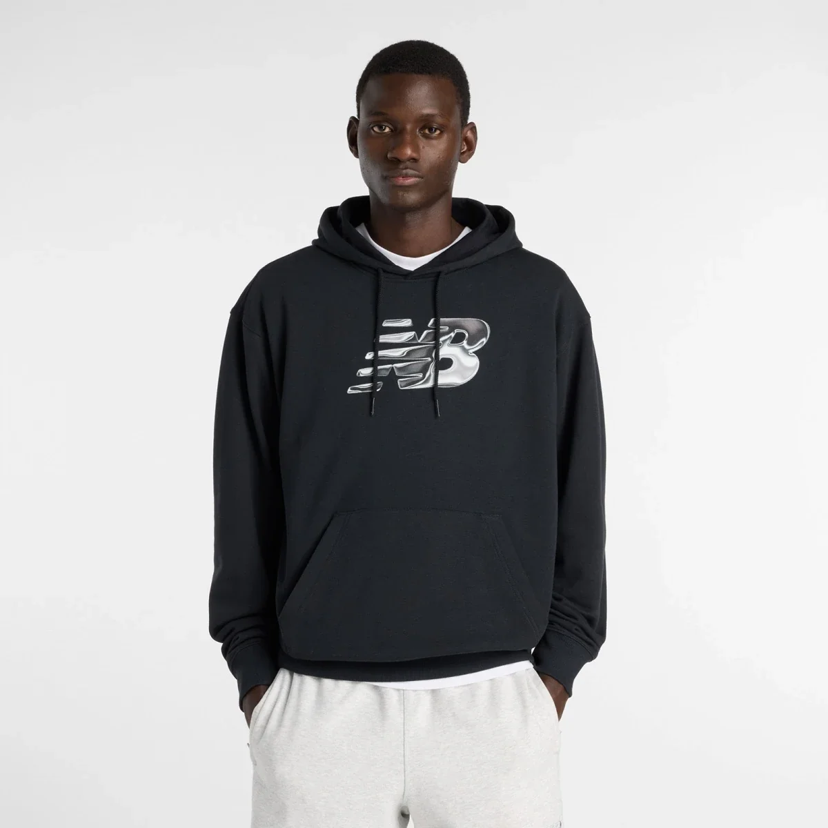 Худі Future Tech MT61L4DQBK New Balance L Чорний