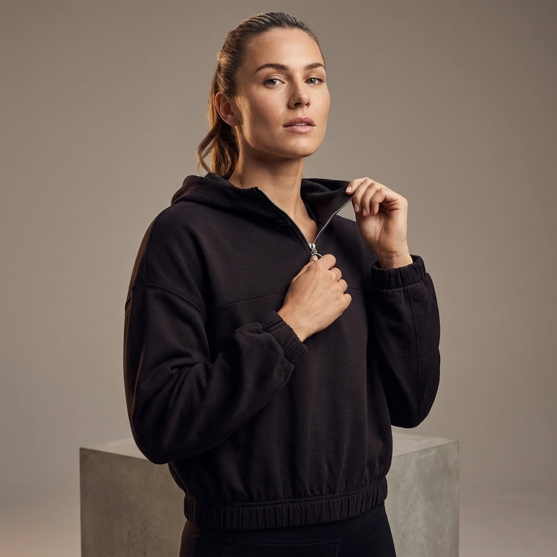 Худі жіноче H&M Zip-Top Sports Hoodie Black 1105174001 L