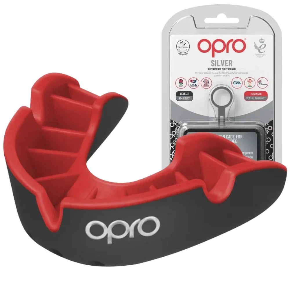 Капа OPRO Silver доросла (вік 11+) Black/Red (art.102502001) — Аксесуари