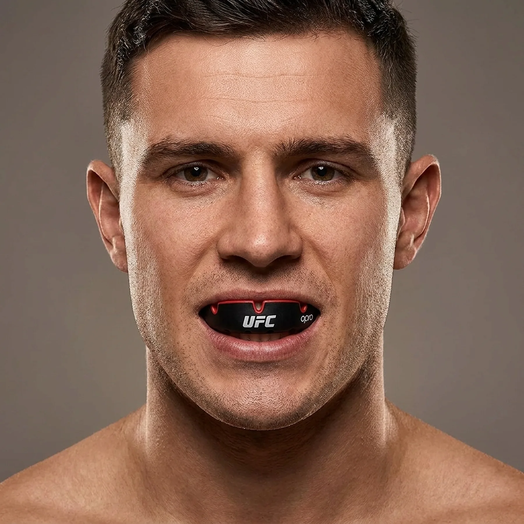 Капа OPRO Silver UFC доросла (вік 11+) Black/Red (ufc.102514001)