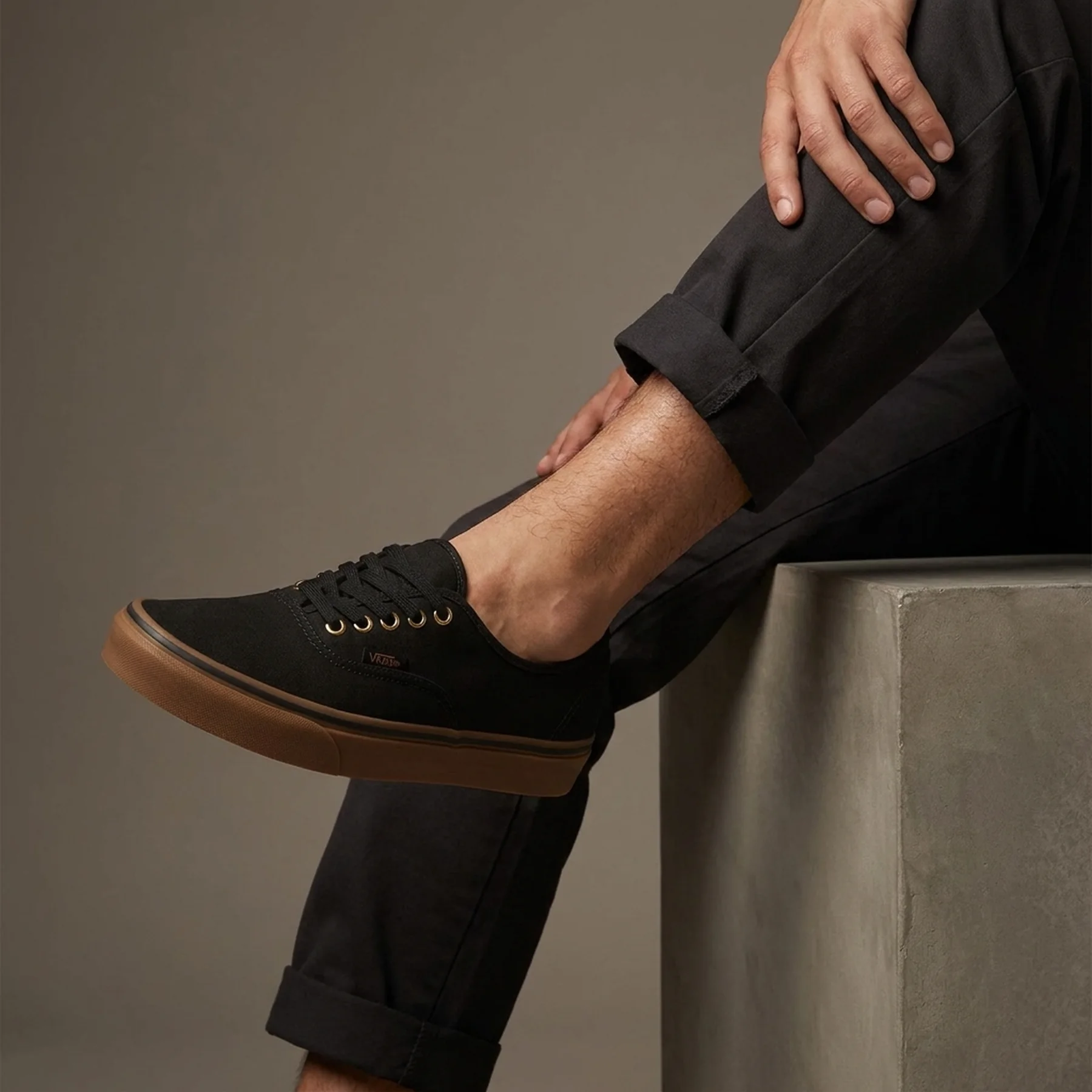 Кеди чоловічі Vans Authentic (VN000TSVBXH)